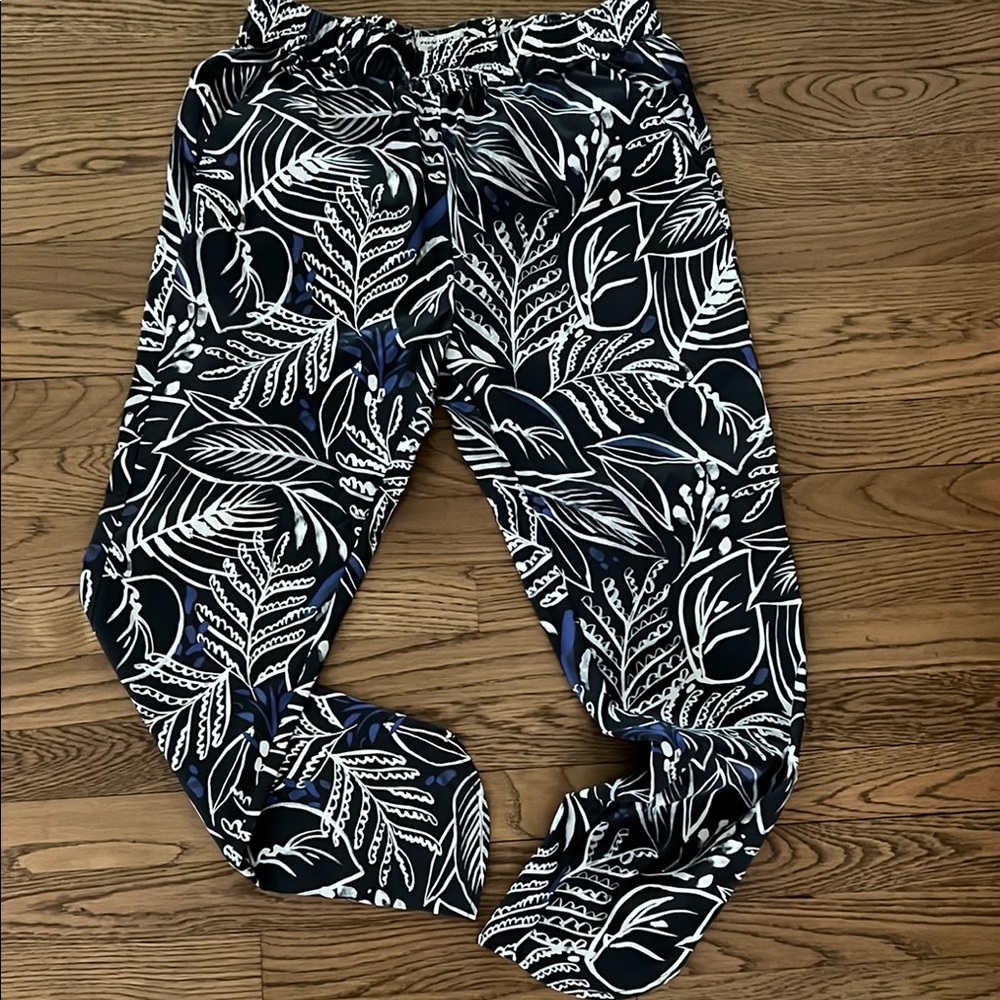 NWOT MARINE LAYER Black and White Leaf Print Pants SMALL